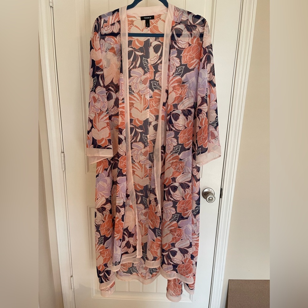 Torrid size 3 lightweight duster